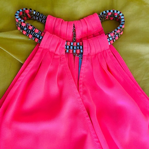 🎉2 for $15🎉 Hot Pink Halter Blouse - Picture 3 of 5